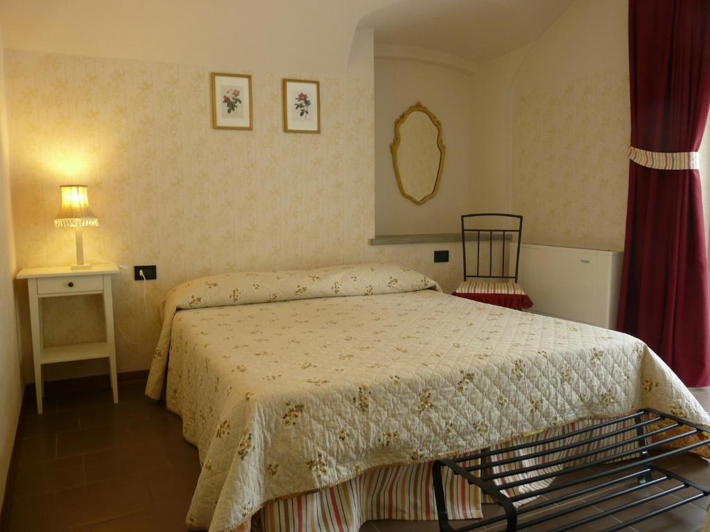 Villa Pille Monzambano Quarto foto